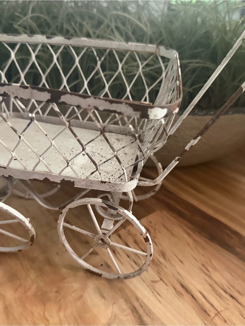 Vintage White Metal Decorative Mini Wagon